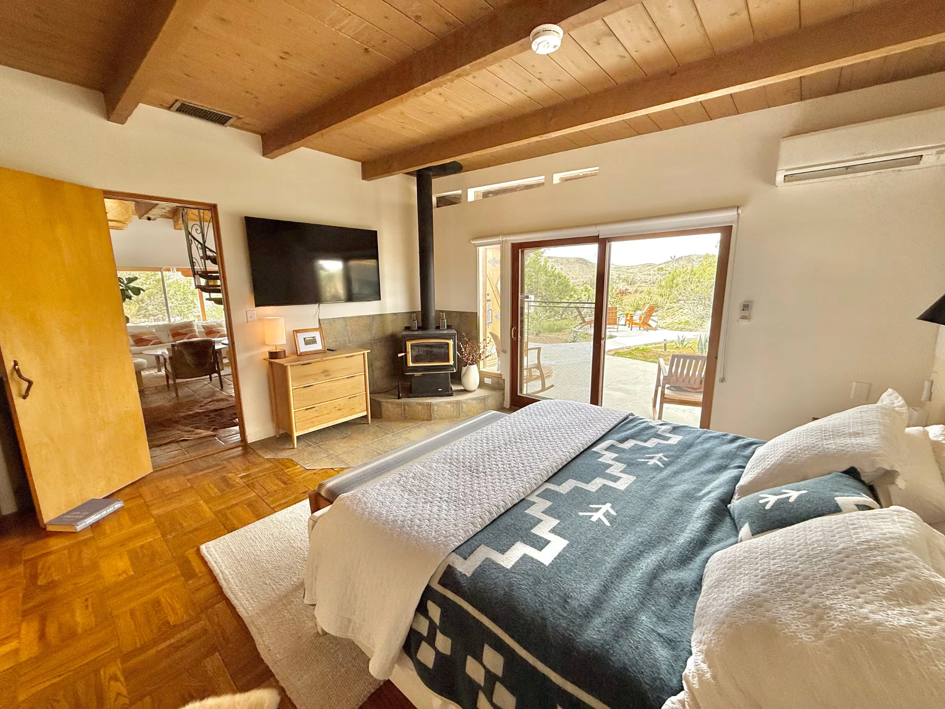 The Sunrise Suite · Photo 2